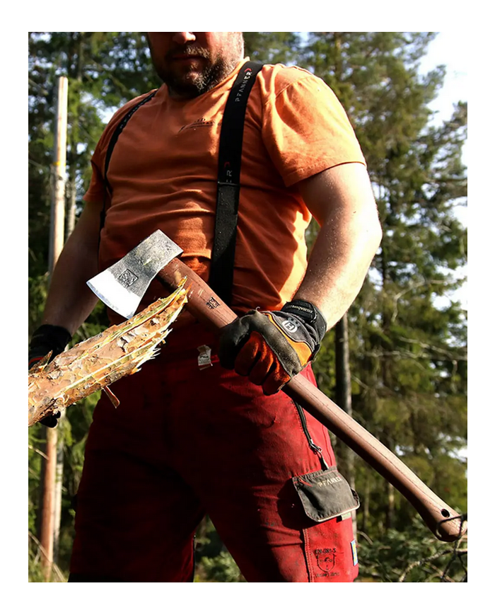 SKOGSOKS 0,9 KG MED 26"/ 64CM SKAFT SKOGSOKS 0,9 KG MED 26"/ 64CM SKAFT