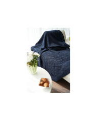 Rosavamsa woolen throw