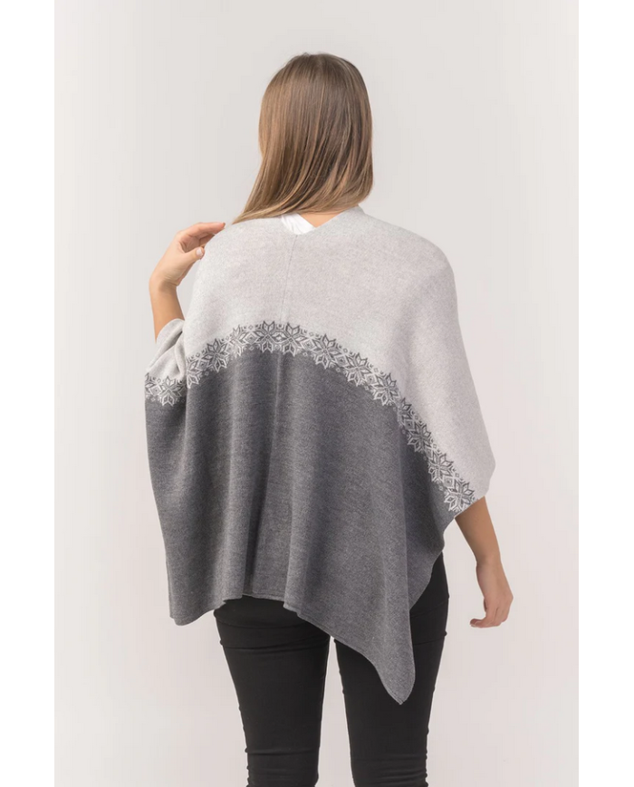 Vormsi merino poncho