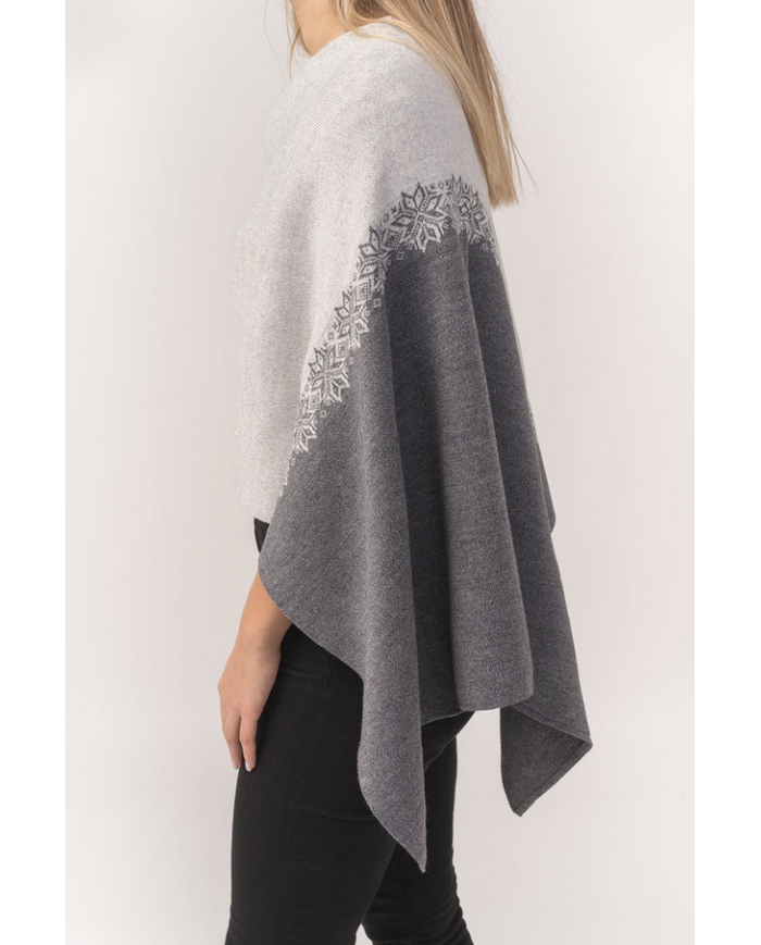 Vormsi merino poncho