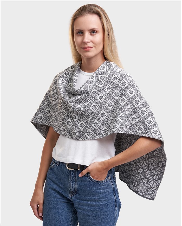 Hiiu multi-wear poncho